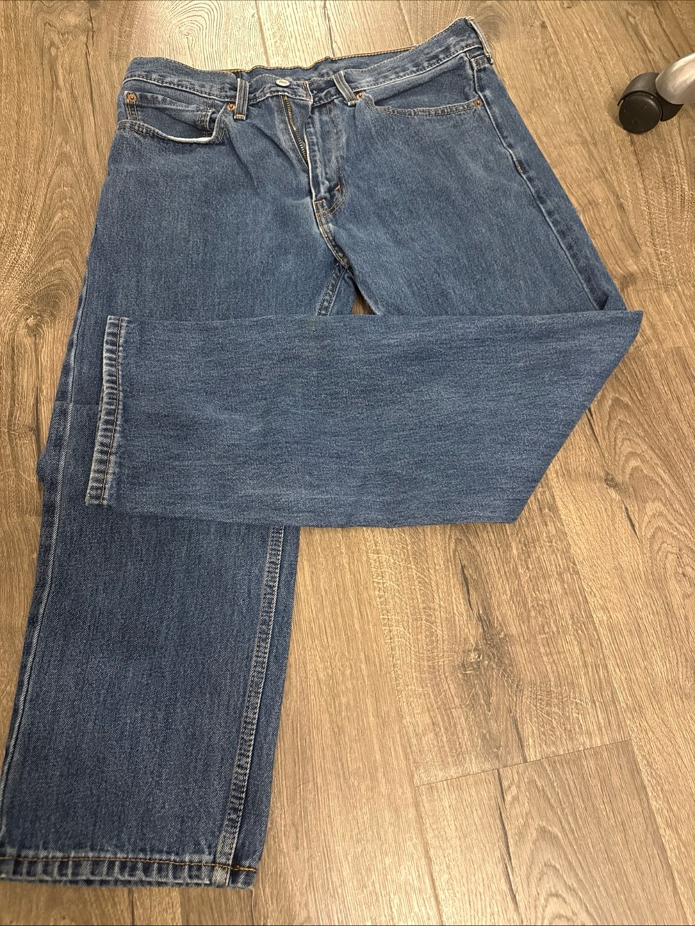 Levi's Men's Straight Jeans in Medium Blue Denim